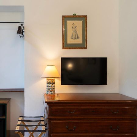 Borgia Di Firenze Bed & Breakfast Exterior photo
